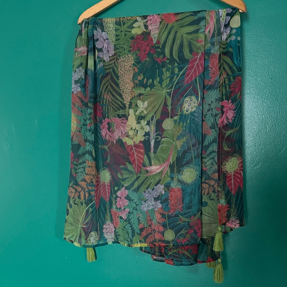 🌺🌸🌼🪻🪷🍃🌿Accessorize Multicolor Floral Scarf